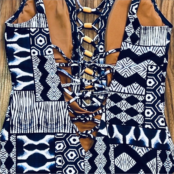 Bleu Rod Beattie Island Time One Piece - Picture 11 of 16